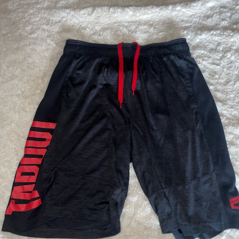 Tapout shorts
